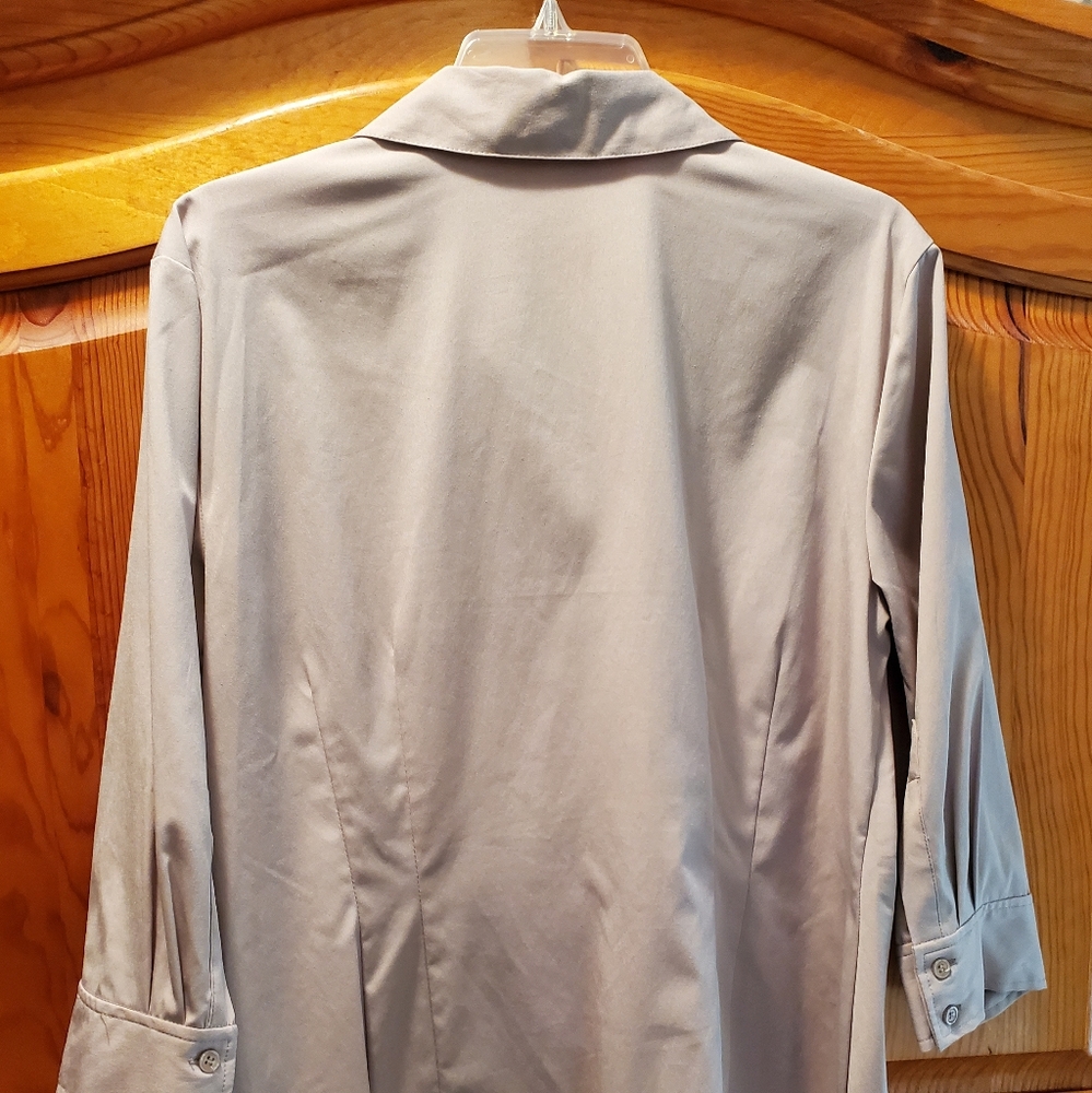 Blouse - Picture 2 of 2